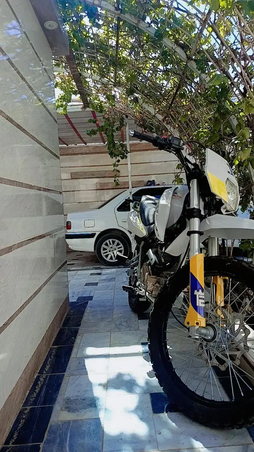 موتورتریل|موتورسیکلت|زهک, |دیوار