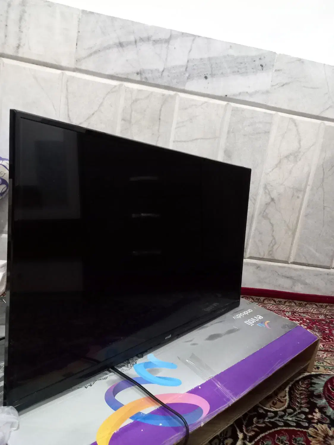 تلوزیون ایوولی ۳۲|تلویزیون و پروژکتور|زاهدان, |دیوار