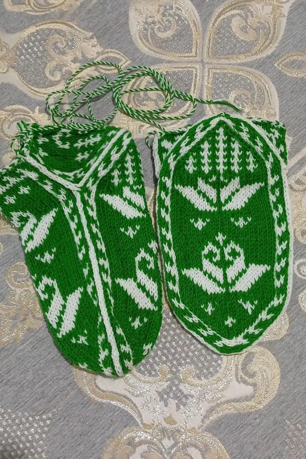 جوراب طرح سنتی|لباس|آستارا, |دیوار