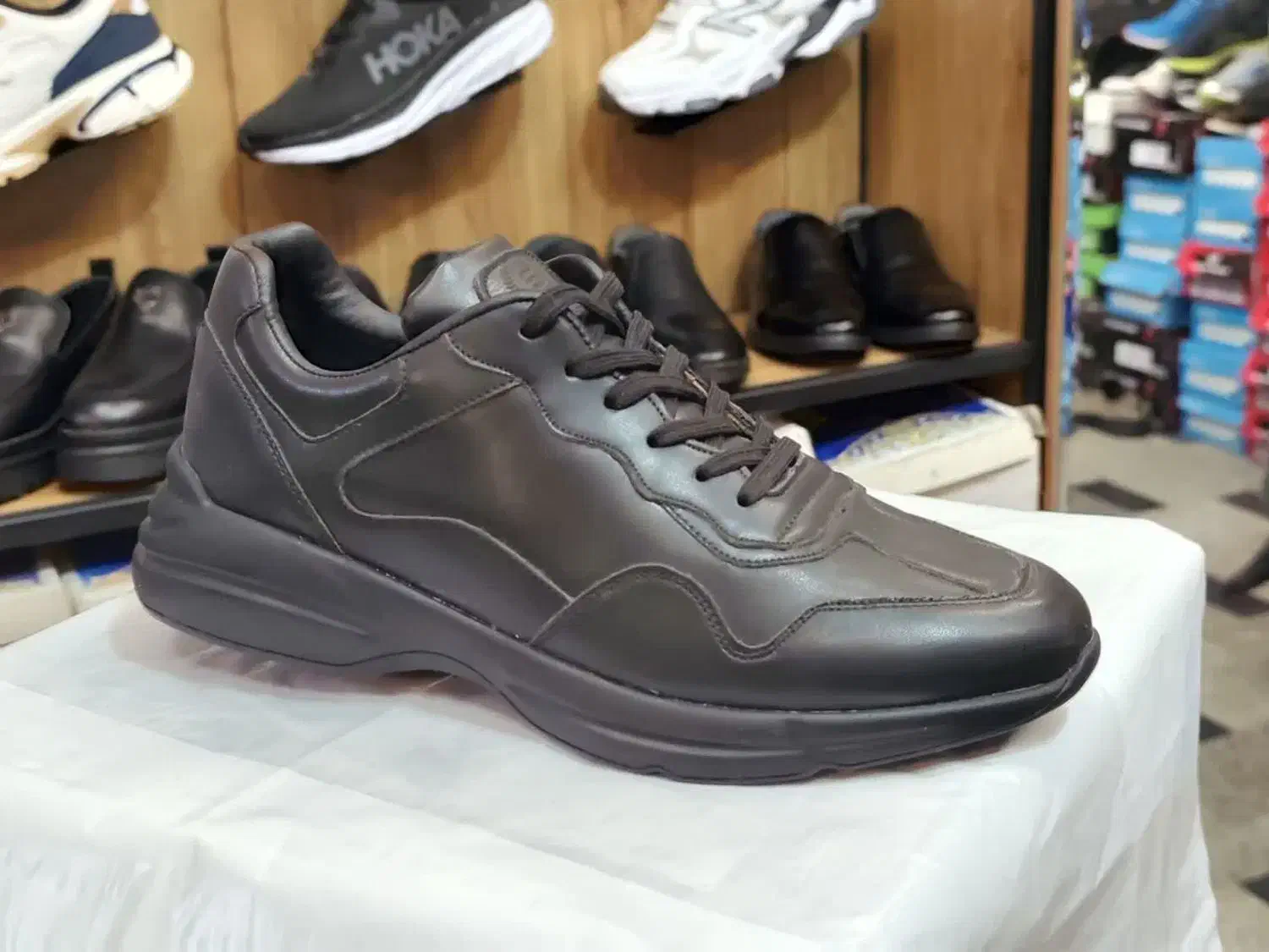 کفش چرم صنعتی باقیمت استثنایی|کیف، کفش، کمربند|کاشان, بهشتی|دیوار