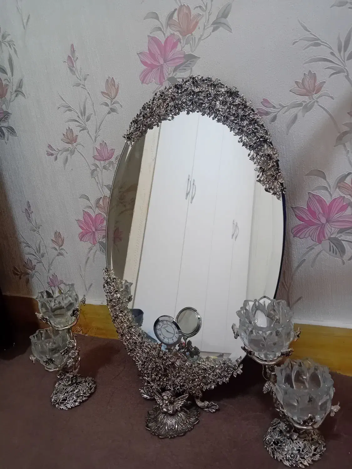 آینه شمعدان|آینه|رباطکریم, رباطکریم|دیوار