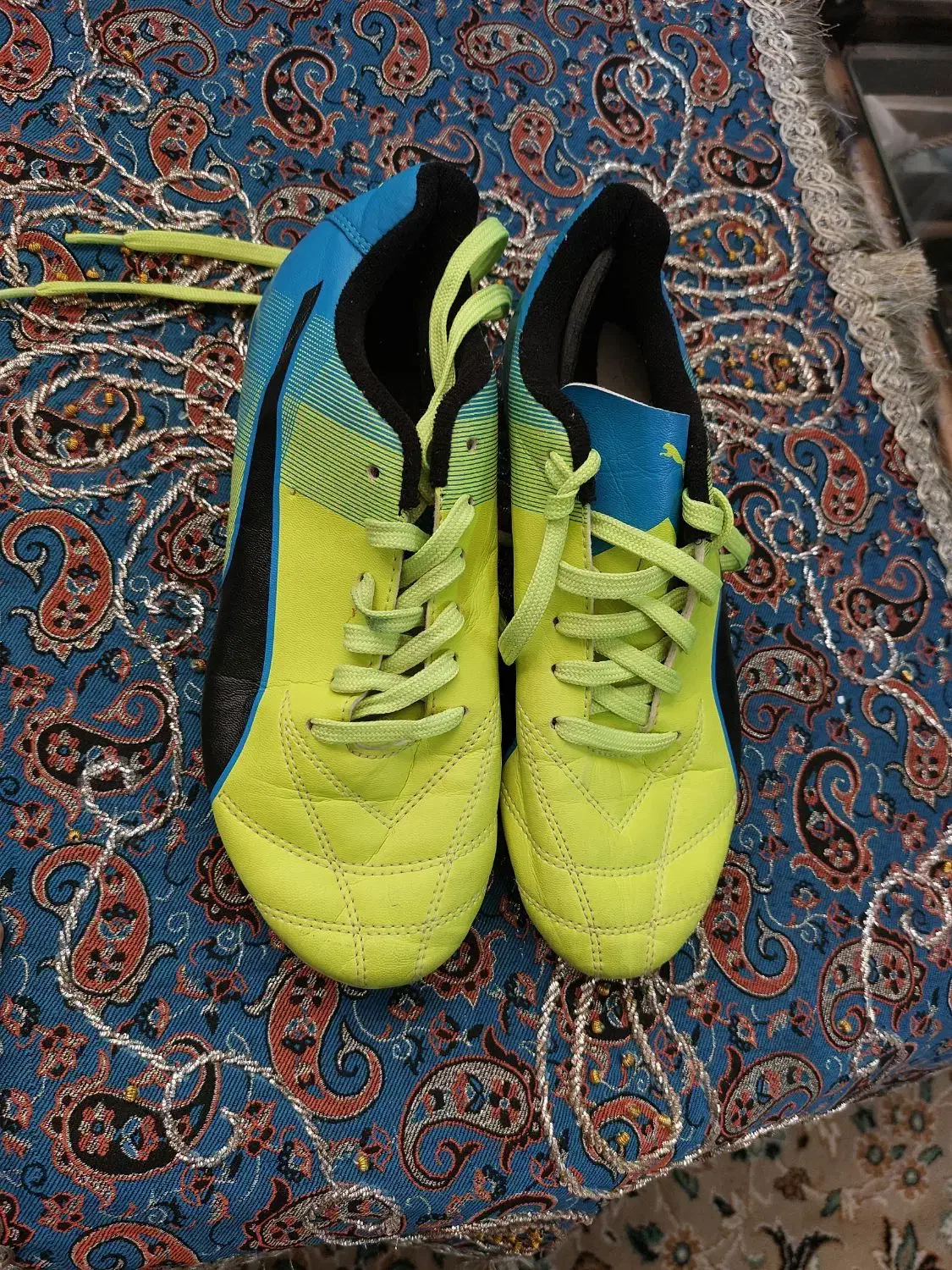 کفش فوتبال|کیف، کفش، کمربند|تهران, سبلان (لشگر)|دیوار