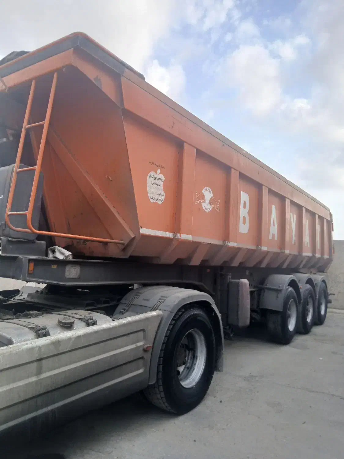 تریلی کمپرس|خودرو سنگین|گالیکش, |دیوار