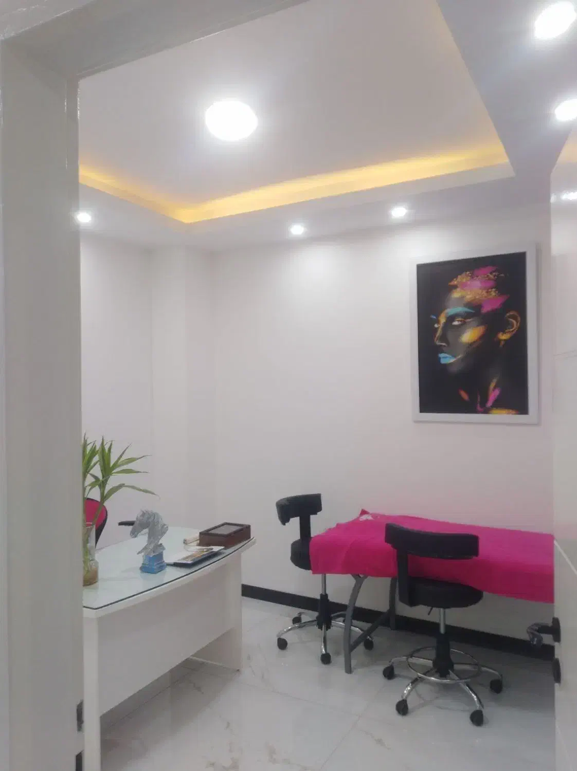 67 متر واحد اداری/مرکز شهر/شیک و بی نظیر|اجارهٔ دفتر کار، اتاق اداری، مطب|بجنورد, |دیوار