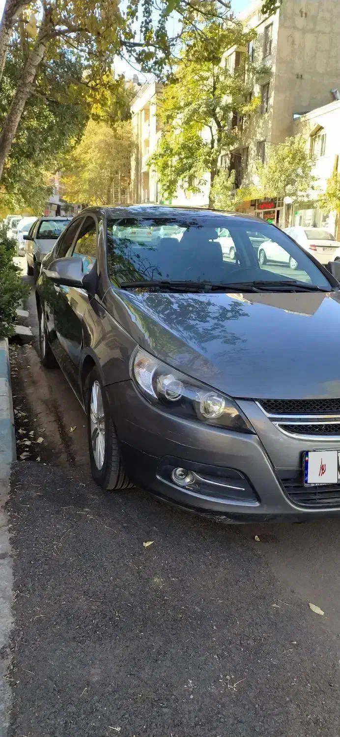 جک مدل۹۶بیرنگ کم کار خانگی سالم|خودرو سواری و وانت|همدان, |دیوار