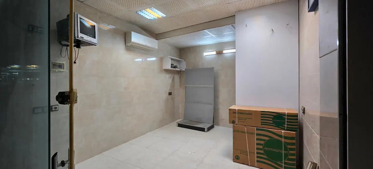 مغاره ۱۳ متری بر کوپه نزدیک خیابان|اجارهٔ مغازه و غرفه|صومعهسرا, |دیوار