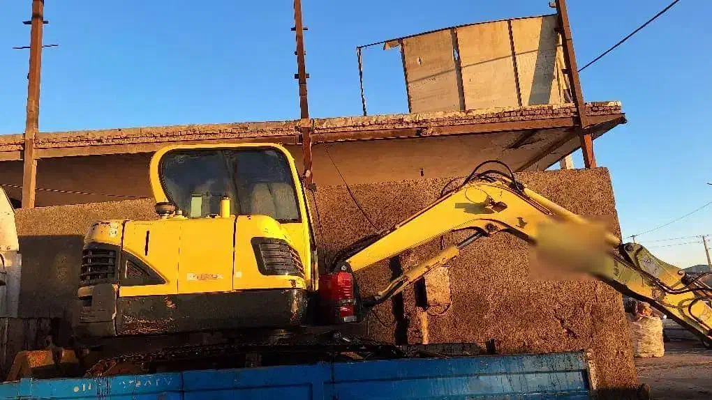 مینی بیل R60هیوندایی 2016|خودرو سنگین|ملایر, |دیوار