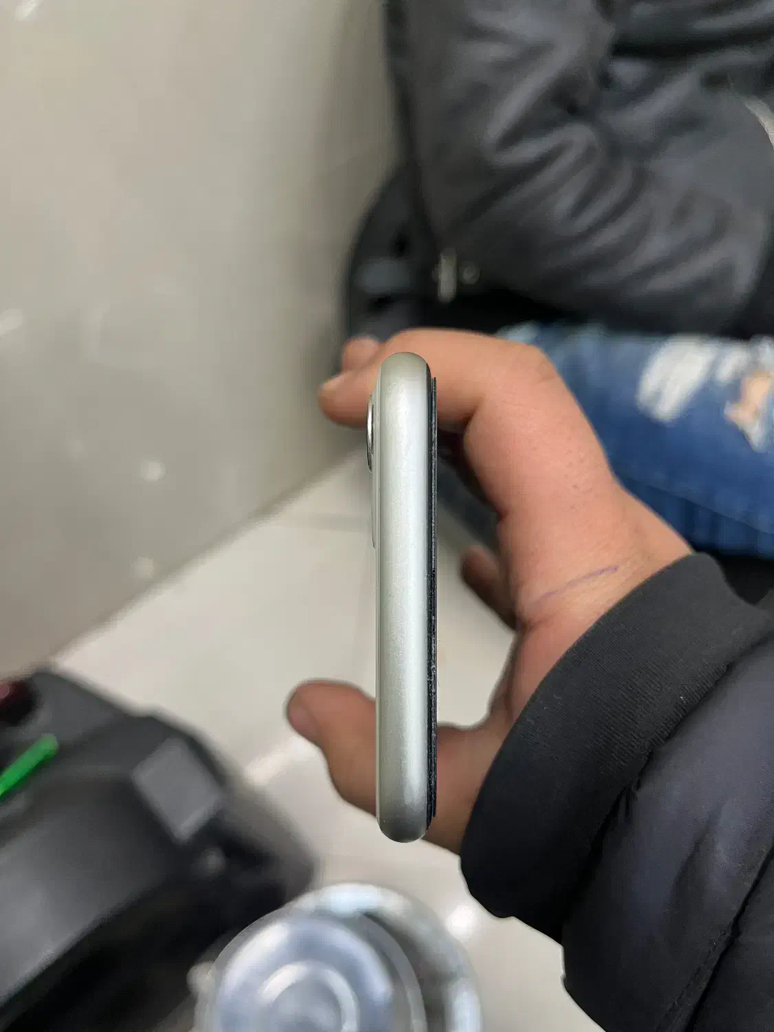 ۱۱ نرمال ۶۴|موبایل|ری, سیزده آبان|دیوار