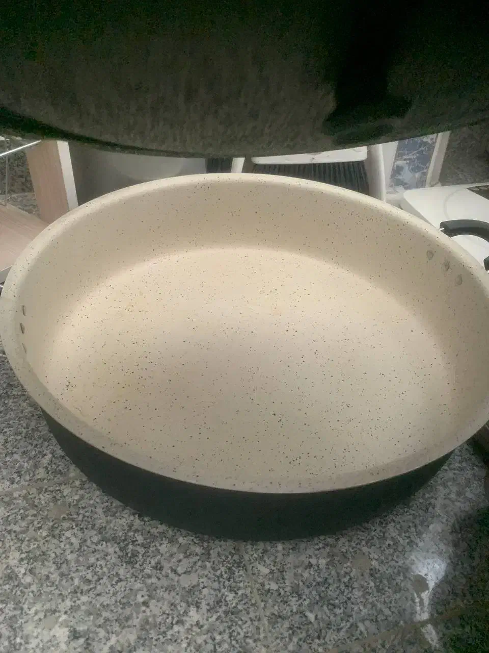 قابلمه و تابه تفلن دار سایز بزرگ 50|ظروف پخت‌وپز|تبریز, |دیوار