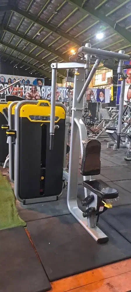 باشگاه جاروکش خارجی و ایرانی کامل|تجهیزات ورزشی|اسلامشهر, شهرک احمدیه|دیوار