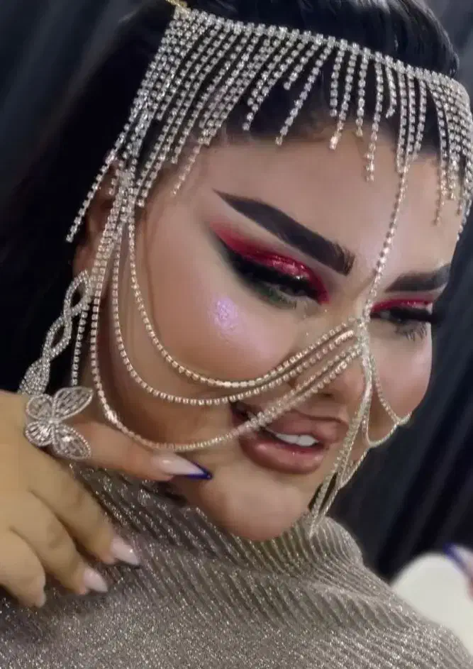 تخفیف ۵۰ درصدی میکاپ|خدمات آرایشگری و زیبایی|مرند, |دیوار