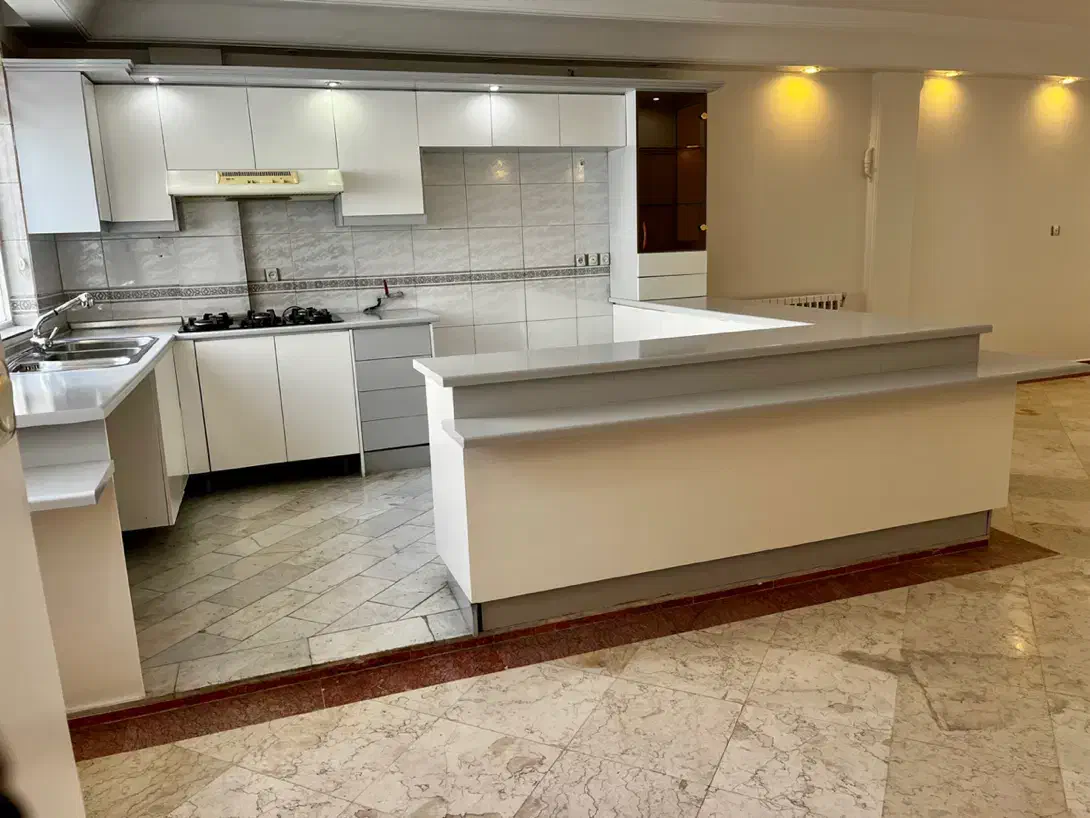 فلکه اول تهرانپارس/ مهرنامی/۹۹متر۲خواب/تخلیه ، فول