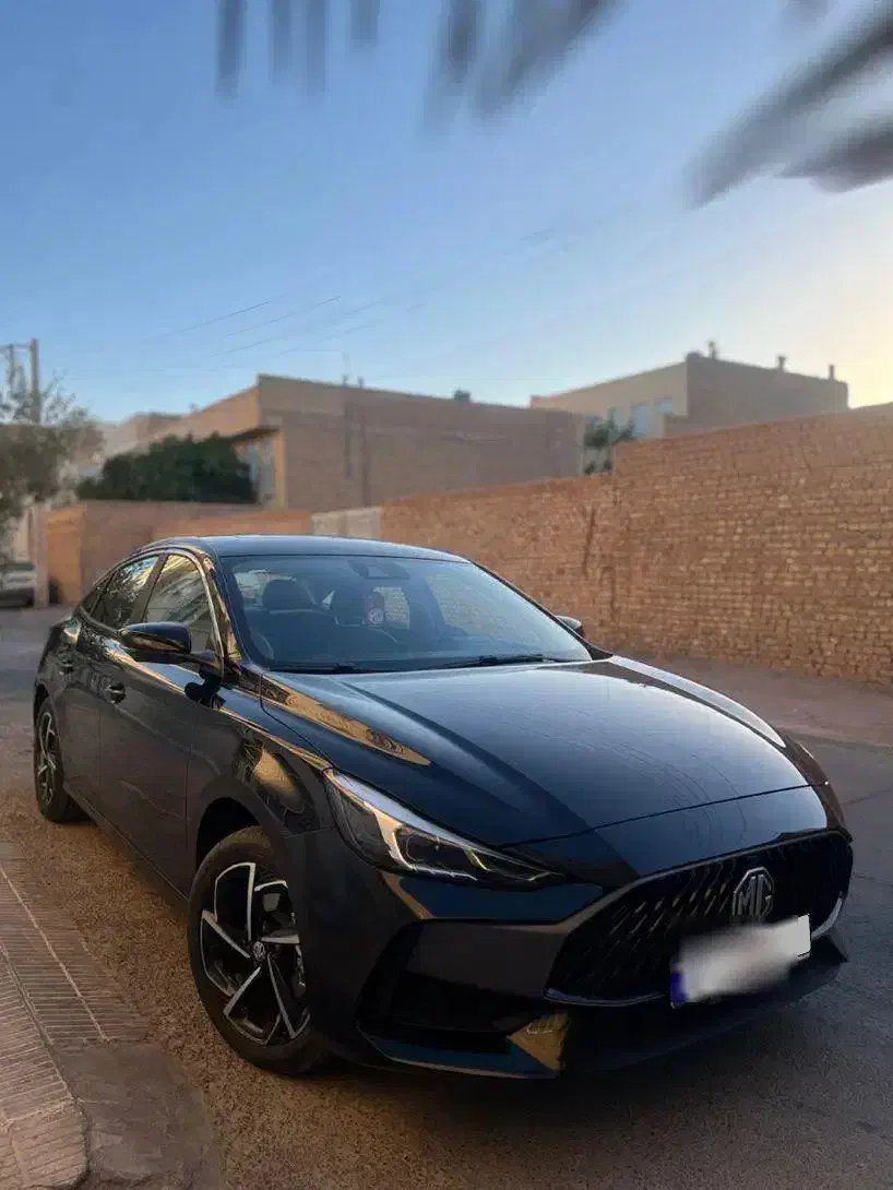 ام جی تی ۲۰۲۴|خودرو سواری و وانت|یزد, |دیوار