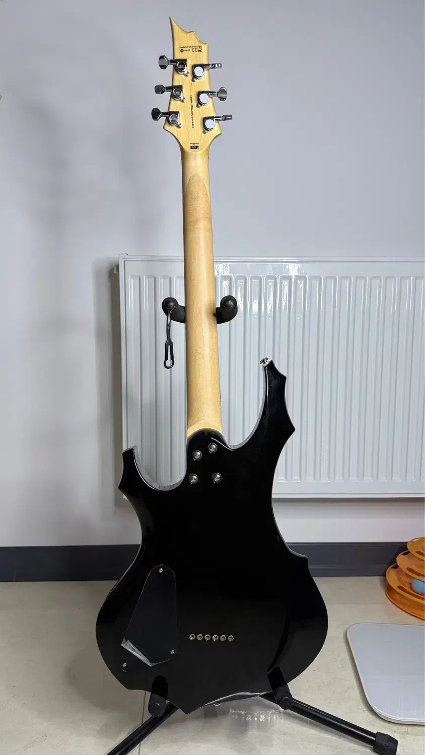 گیتار الکتریک ESP LTD-F10|گیتار، بیس، امپلیفایر|شیراز, شهرک مفتح|دیوار