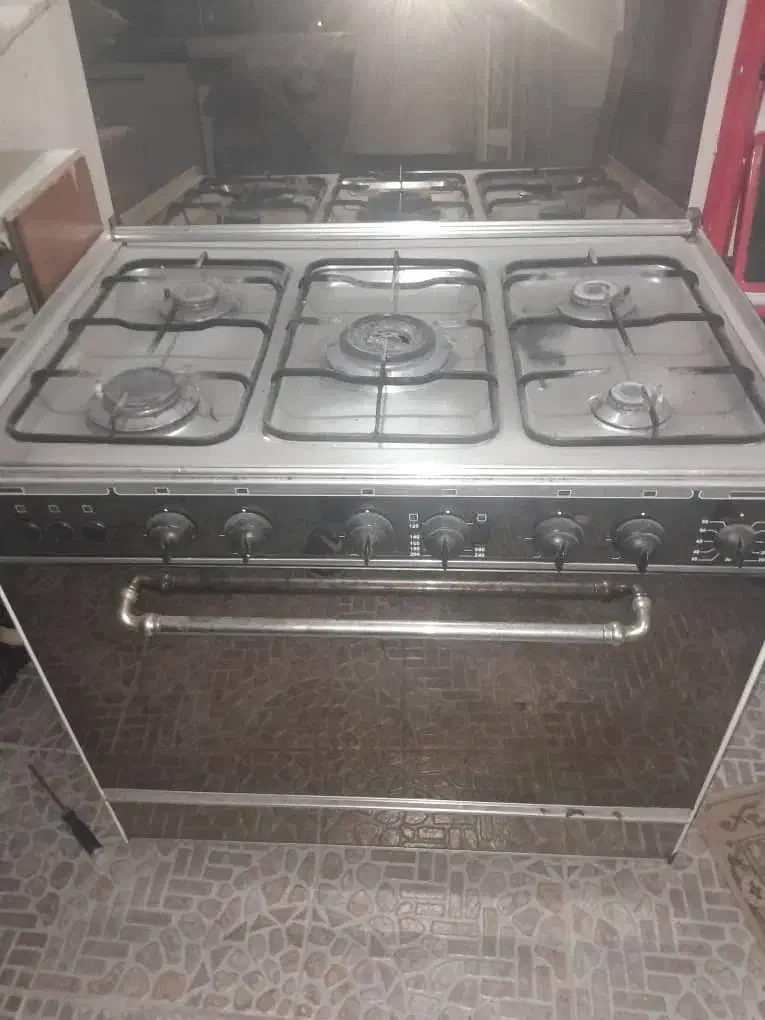 گاز استیل فردار ۵ شعله|اجاق گاز و لوازم برقی پخت‌وپز|ری, حمزه‌آباد|دیوار