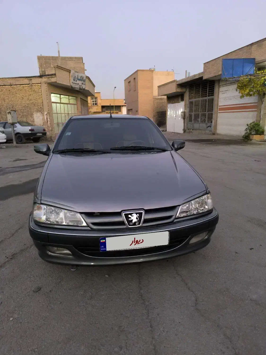 پژو پارس دوگانه فابریک|خودرو سواری و وانت|فولادشهر, B4|دیوار