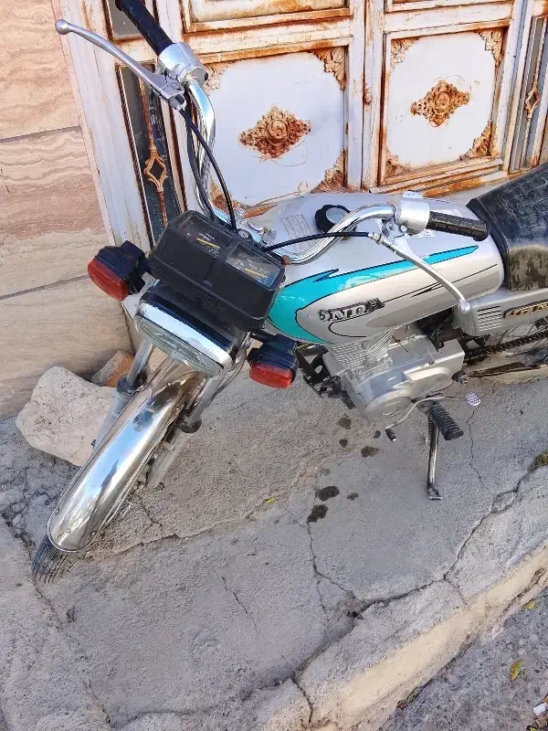 موتور سیکلت مدل ۸۲تمیز|موتورسیکلت|بیجار, |دیوار