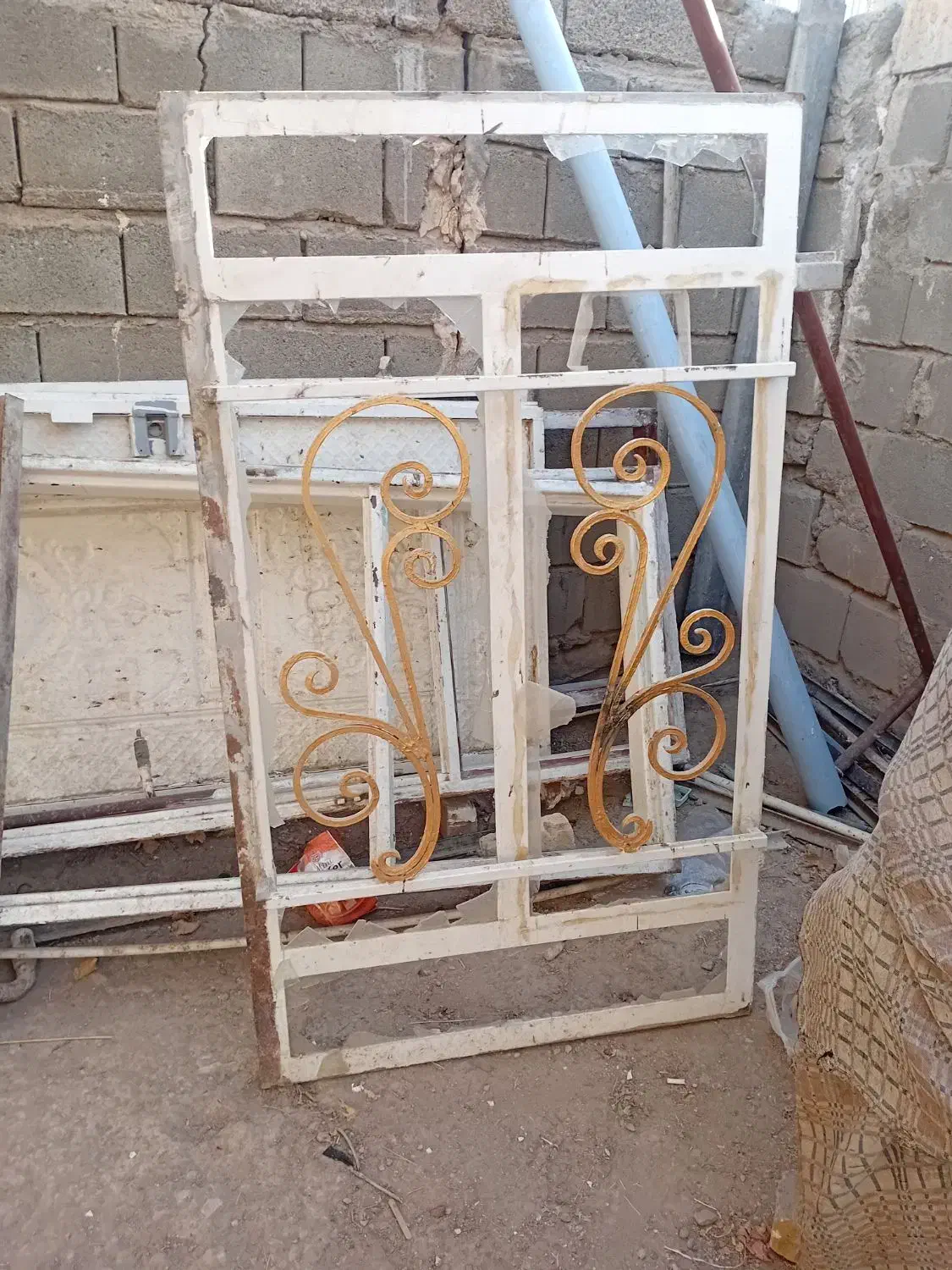 در و پنجره|مصالح و تجهیزات ساختمان|دورود, |دیوار