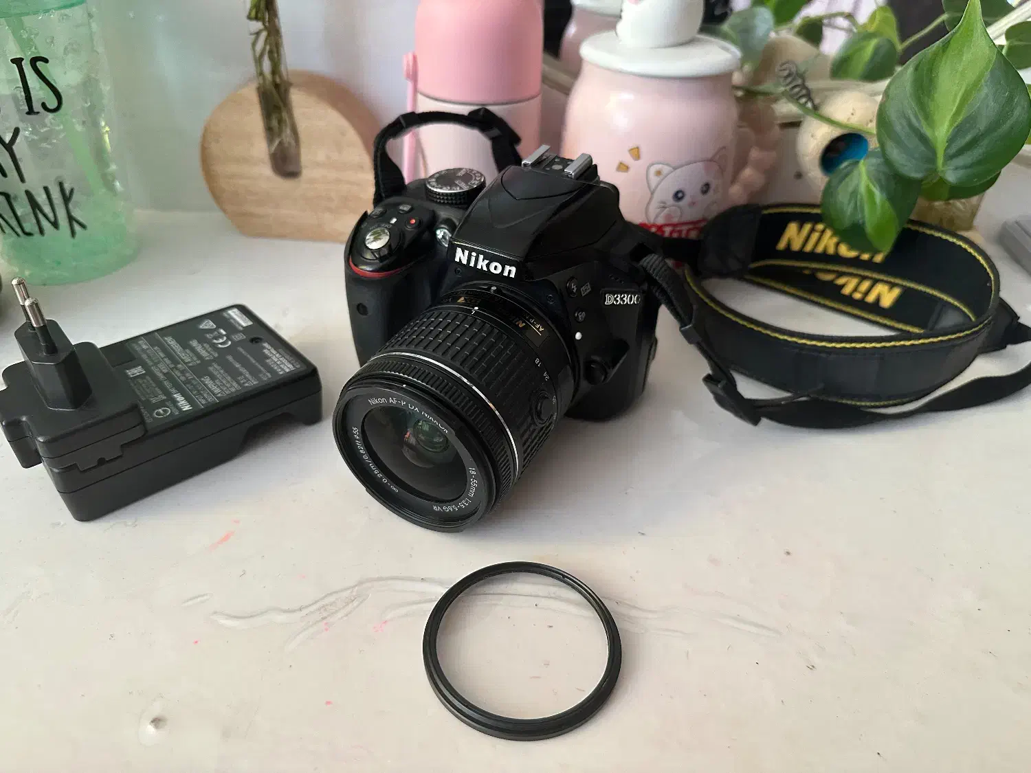 دوربین نیکون 3300d بهمراه لنز ۵۵-۱۸|دوربین عکاسی و فیلم‌برداری|شیراز, وصال|دیوار