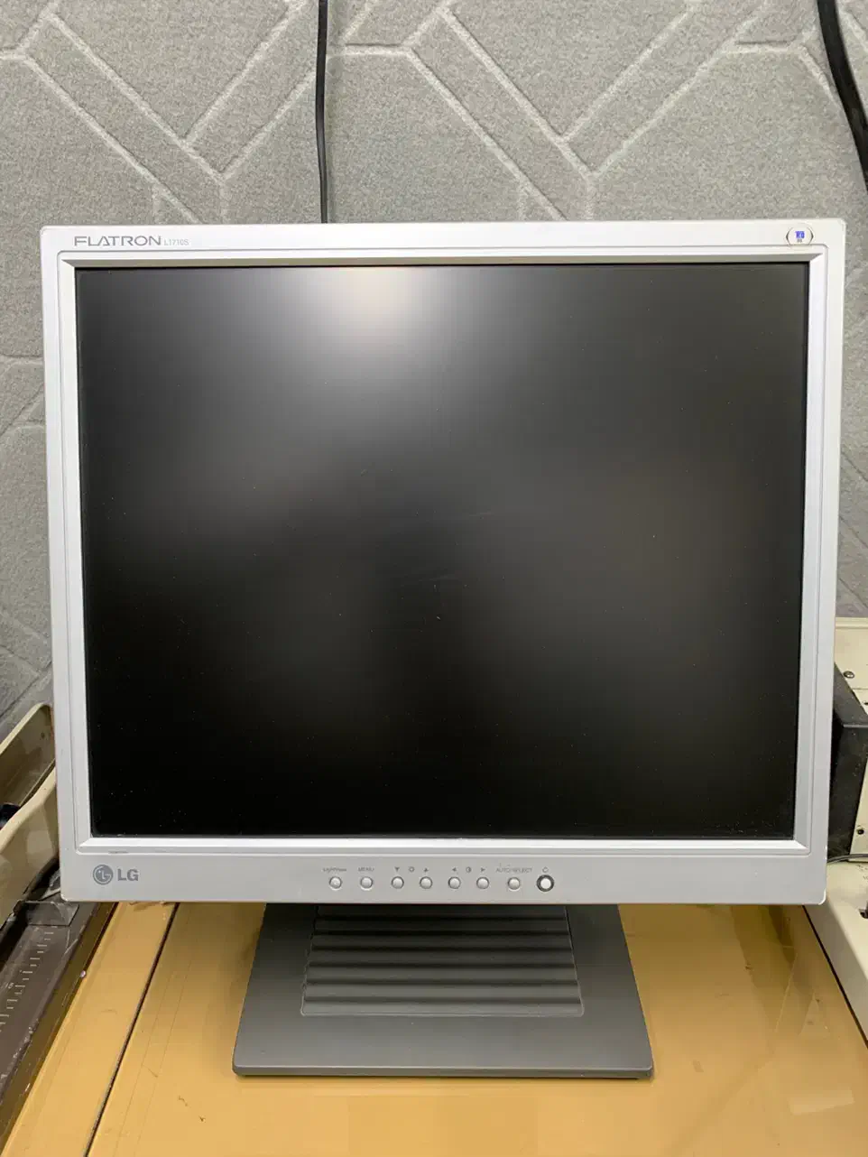 مانیتور ال جی|قطعات و لوازم جانبی رایانه|ارومیه, |دیوار