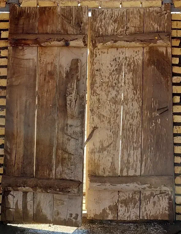 در چوبی، چراغ نفتی، سماور ذغالی|صنایع دستی و سایر لوازم تزئینی|نوبران, |دیوار