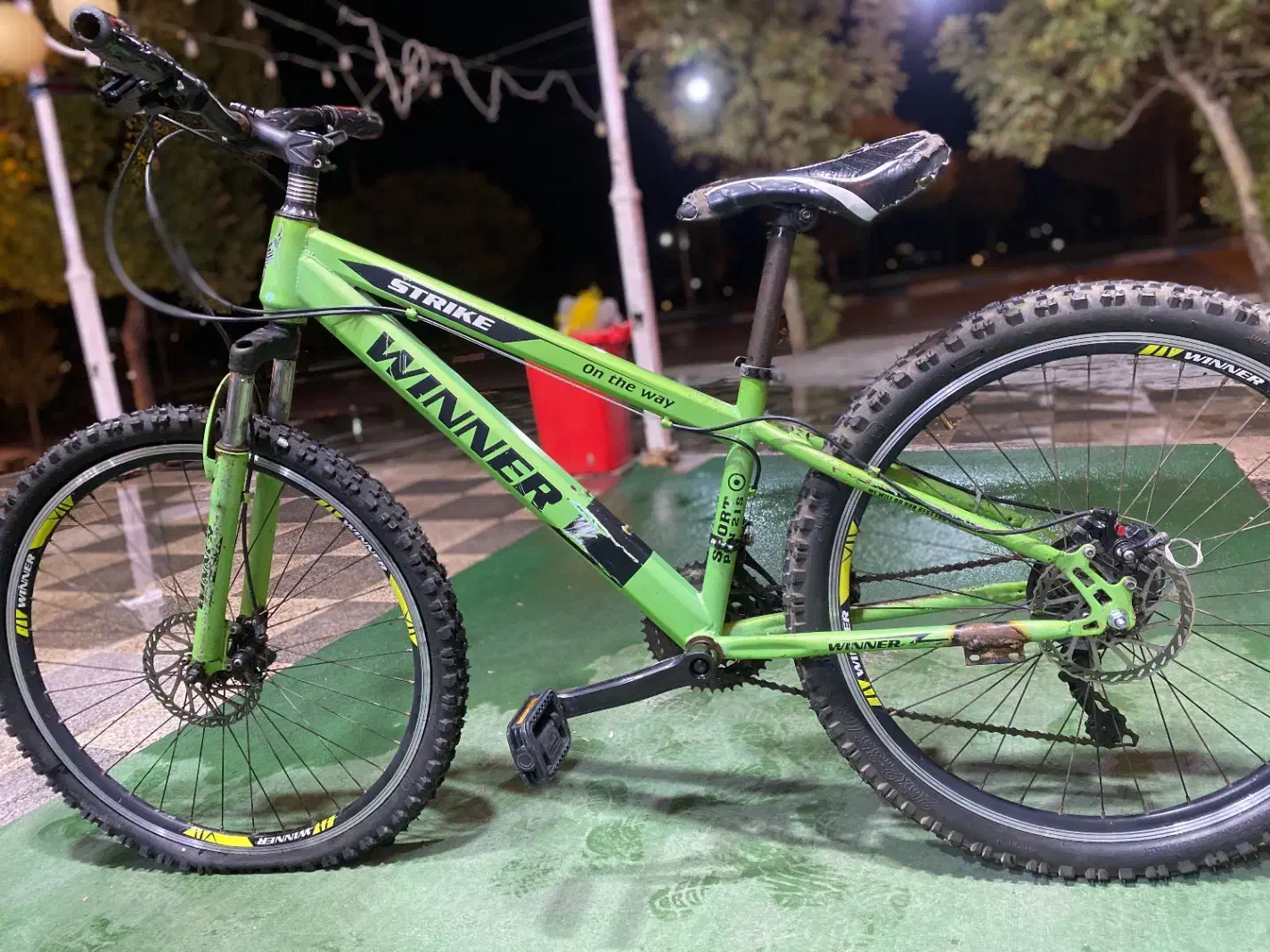 دوچرخه 26|دوچرخه، اسکیت، اسکوتر|صدرا-فارس, فاز ۱|دیوار