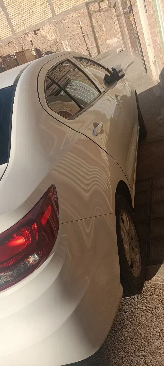 ماشین شاهین مدل ۴۰۱|خودرو سواری و وانت|کاشان, باغ ماجد|دیوار