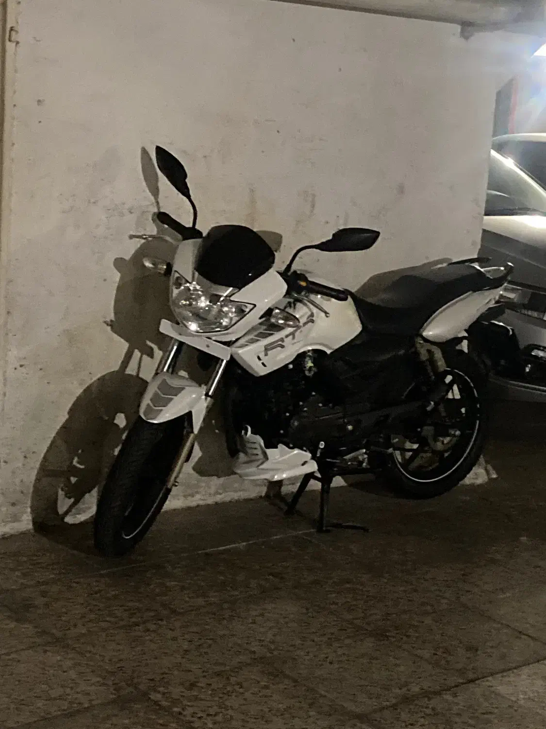 آپاچی 180 مدل۸۹ کلکسیونی|موتورسیکلت|تهران, کرمان|دیوار