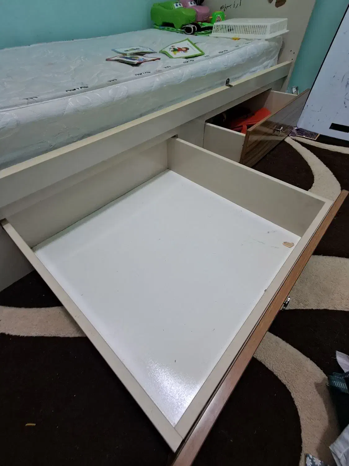 تخت نوجوان|تخت و سرویس خواب|گرگان, |دیوار