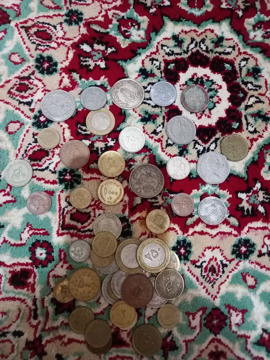 مقداری سکه های قدیمی|کلکسیون سکه، تمبر، اسکناس|باقرشهر, |دیوار