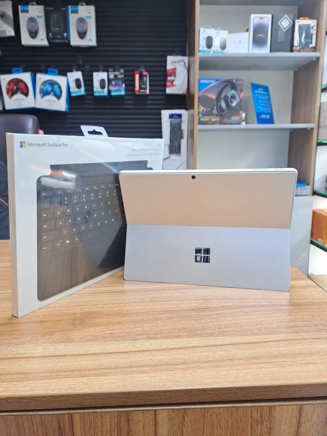 مایکروسافت سرفیس پرو 9 رم 16 باکیبورد اکبند|رایانه همراه|تهران, جردن|دیوار