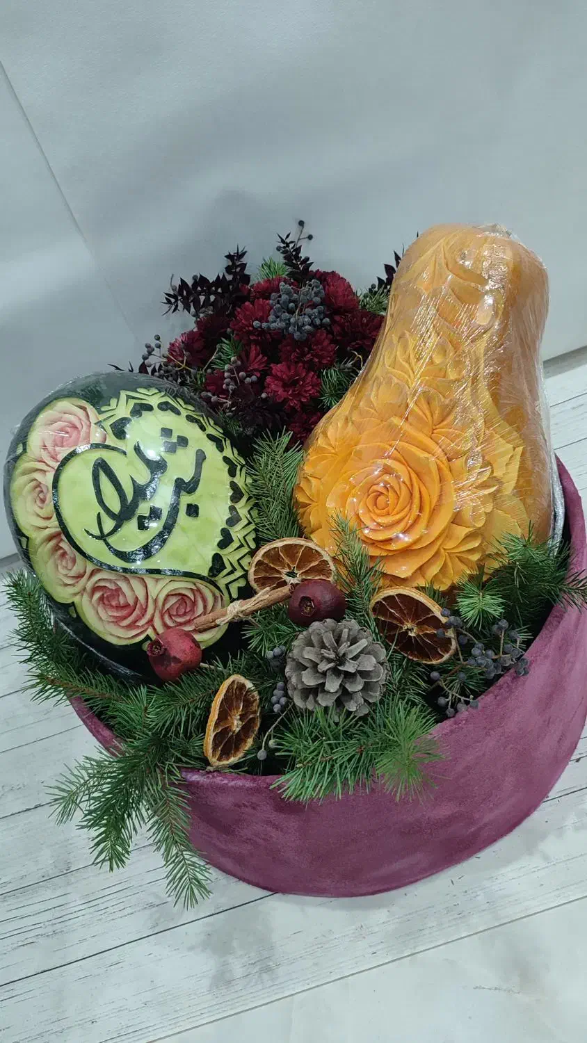 میوه آرایی و حکاکی هندوانه شب یلدا|خدمات پذیرایی، مراسم|ماهدشت, |دیوار