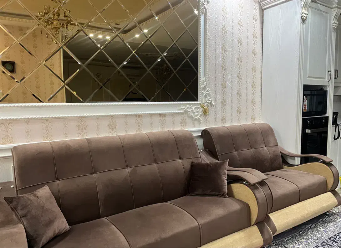 مبل راحتی بسیار تمیز|مبلمان خانگی و میز عسلی|مشهد, امام خمینی|دیوار