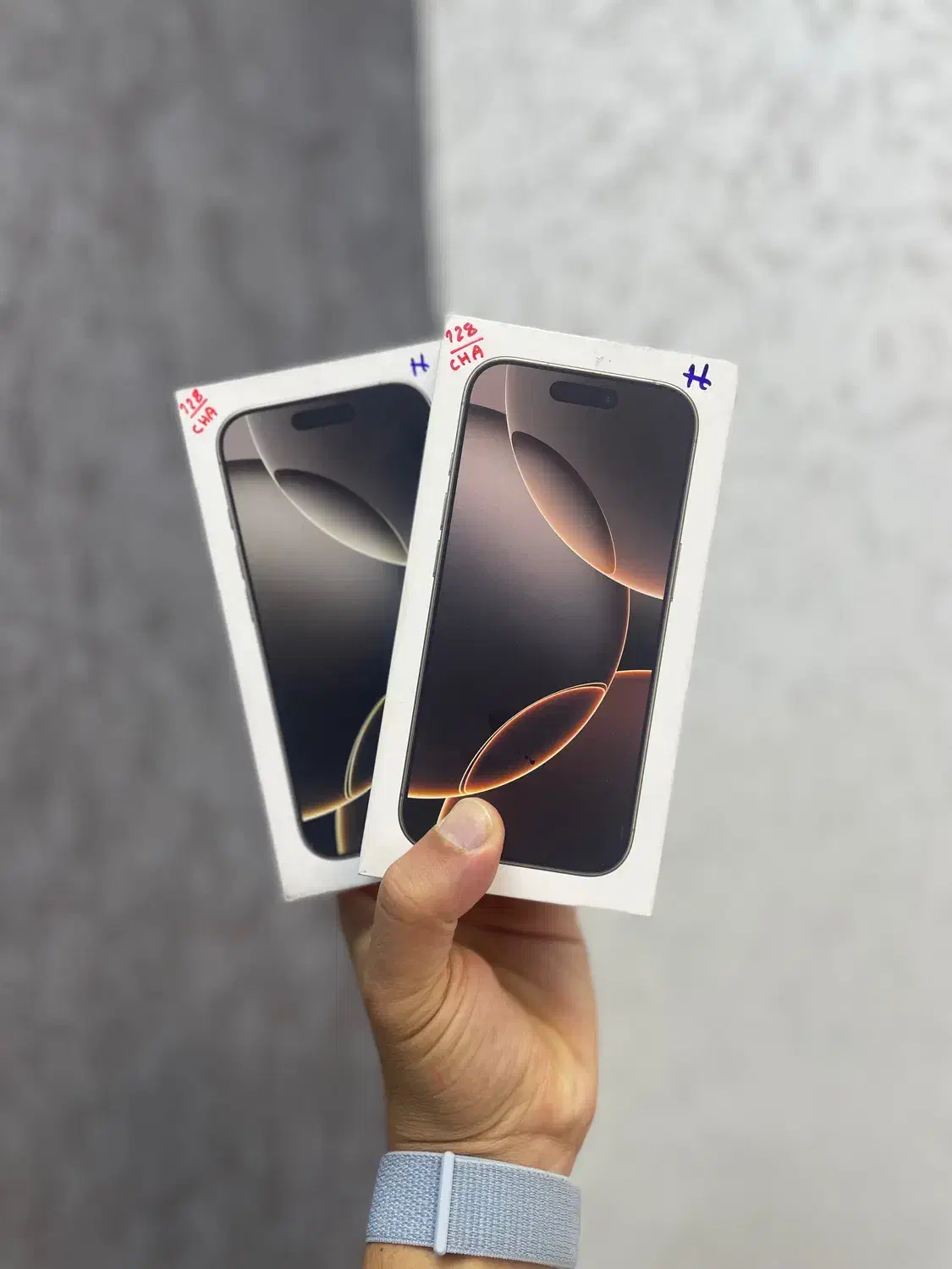 آیفون ۱۶ پرو ۱۲۸ گیگ دو سیم کارت قیمت استثنایی|موبایل|اصفهان, گلزار|دیوار