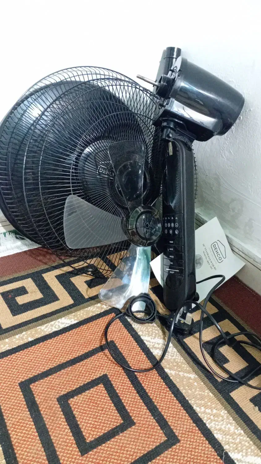 یک عدد پنکه ایستاده بفروش میرسد|پنکه و تصفیهکنندهٔ هوا|بندرعباس, |دیوار