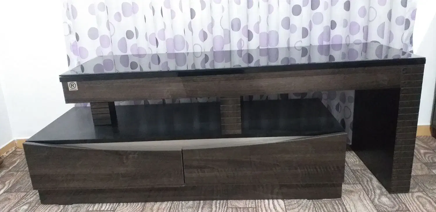 میز تلویزیون در حد نو تمیز|میز تلویزیون|نظرآباد, شهرک فرهنگیان|دیوار