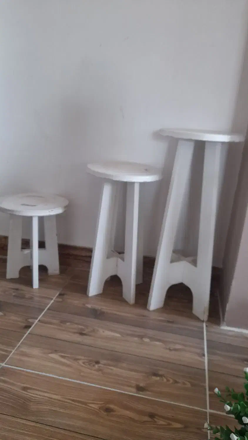 سه پایه|صندلی و نیمکت|رشت, نظری|دیوار