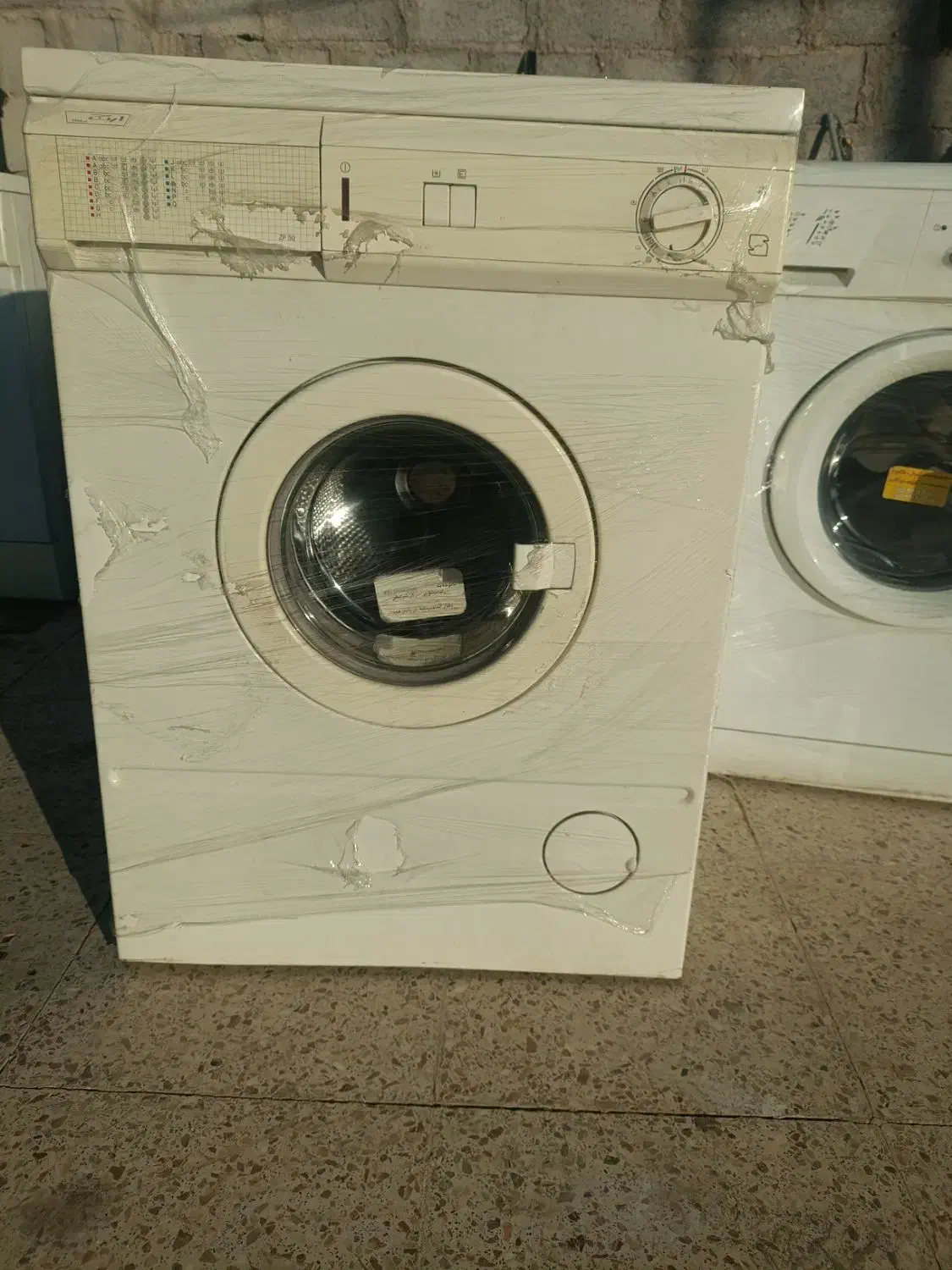 چهار عدد لباسشوی در حد نو|ماشین لباسشویی و خشککن لباس|شهر بابک, |دیوار