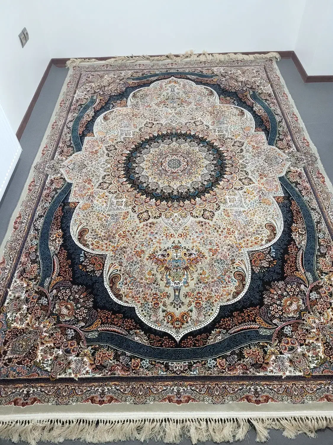 فرش|فرش|پیشوا, |دیوار