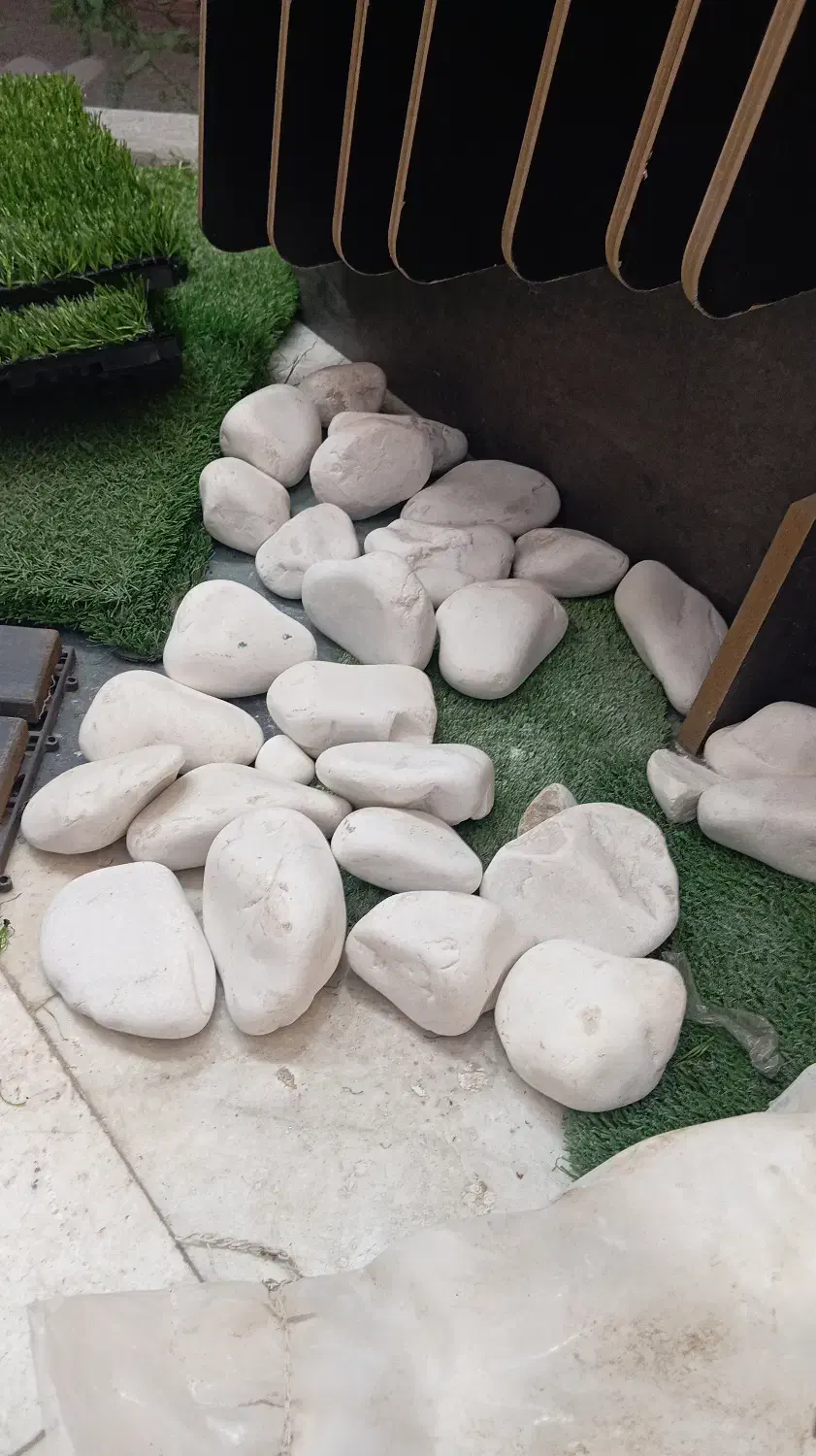 سنگ درشت مخصوص چمن مصنوعی و تایل|خدمات باغبانی و درختکاری|کرمانشاه, |دیوار