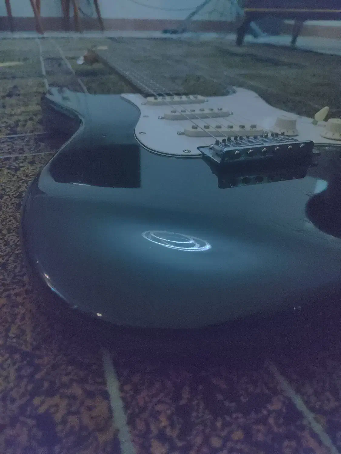 گیتار الکتریک stagg|گیتار، بیس، امپلیفایر|تهران, فلسطین (میدان انقلاب)|دیوار