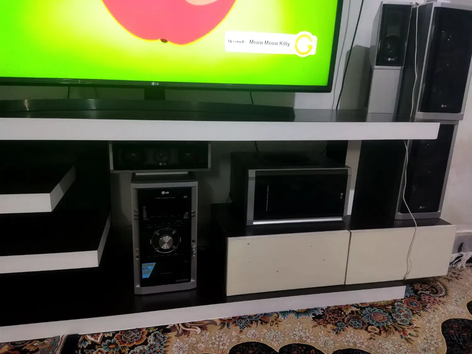 میز تی وی|میز تلویزیون|اصفهان, طاحونه|دیوار