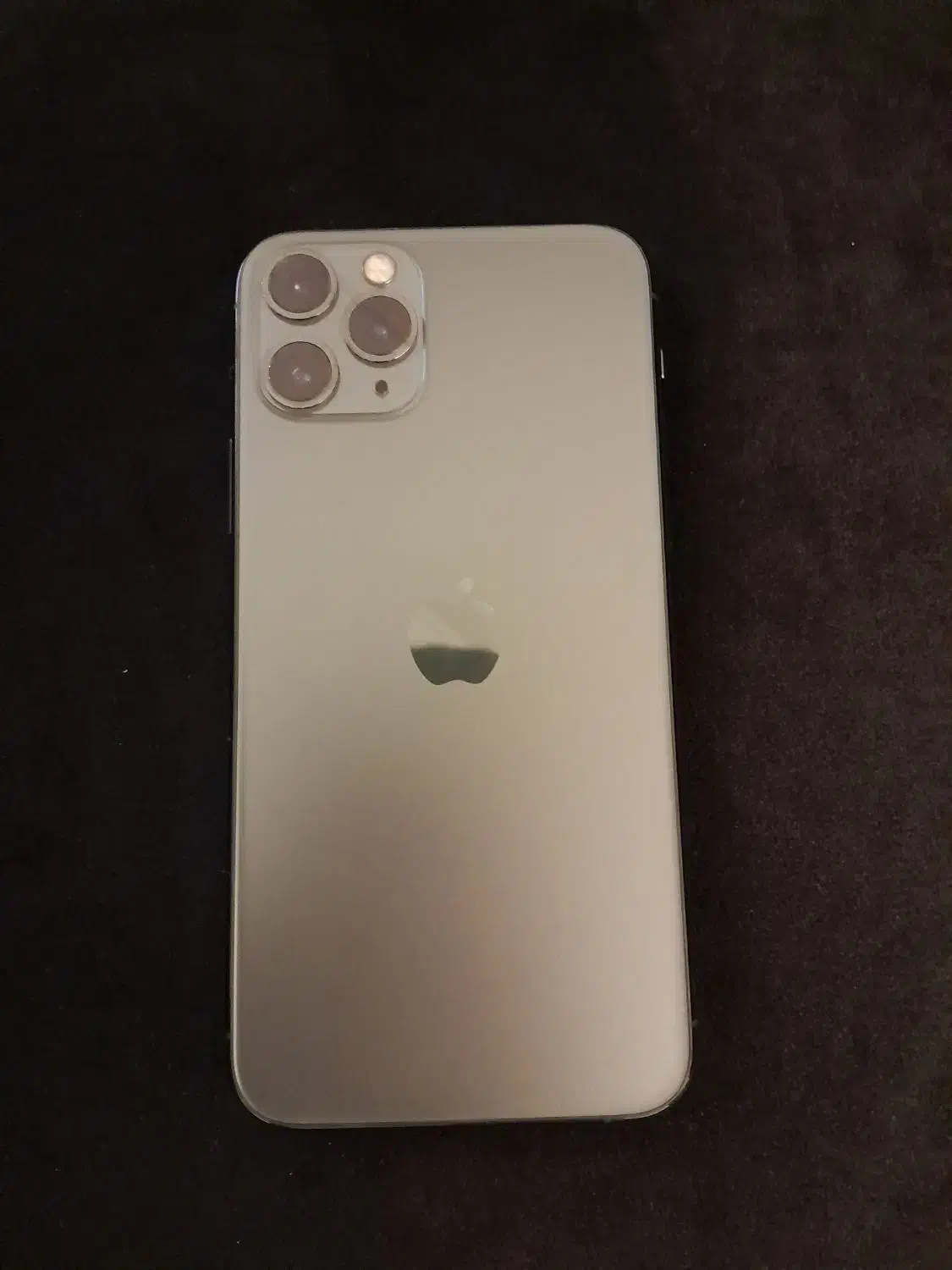 Iphone 11 pro|موبایل|قم, زنبیل آباد|دیوار