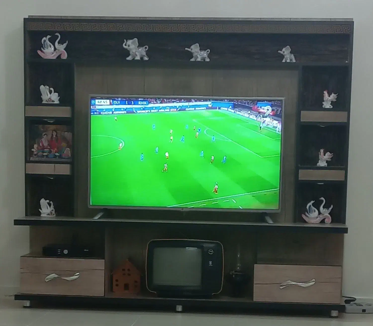 میز تلویزیون|میز تلویزیون|بروجرد, |دیوار