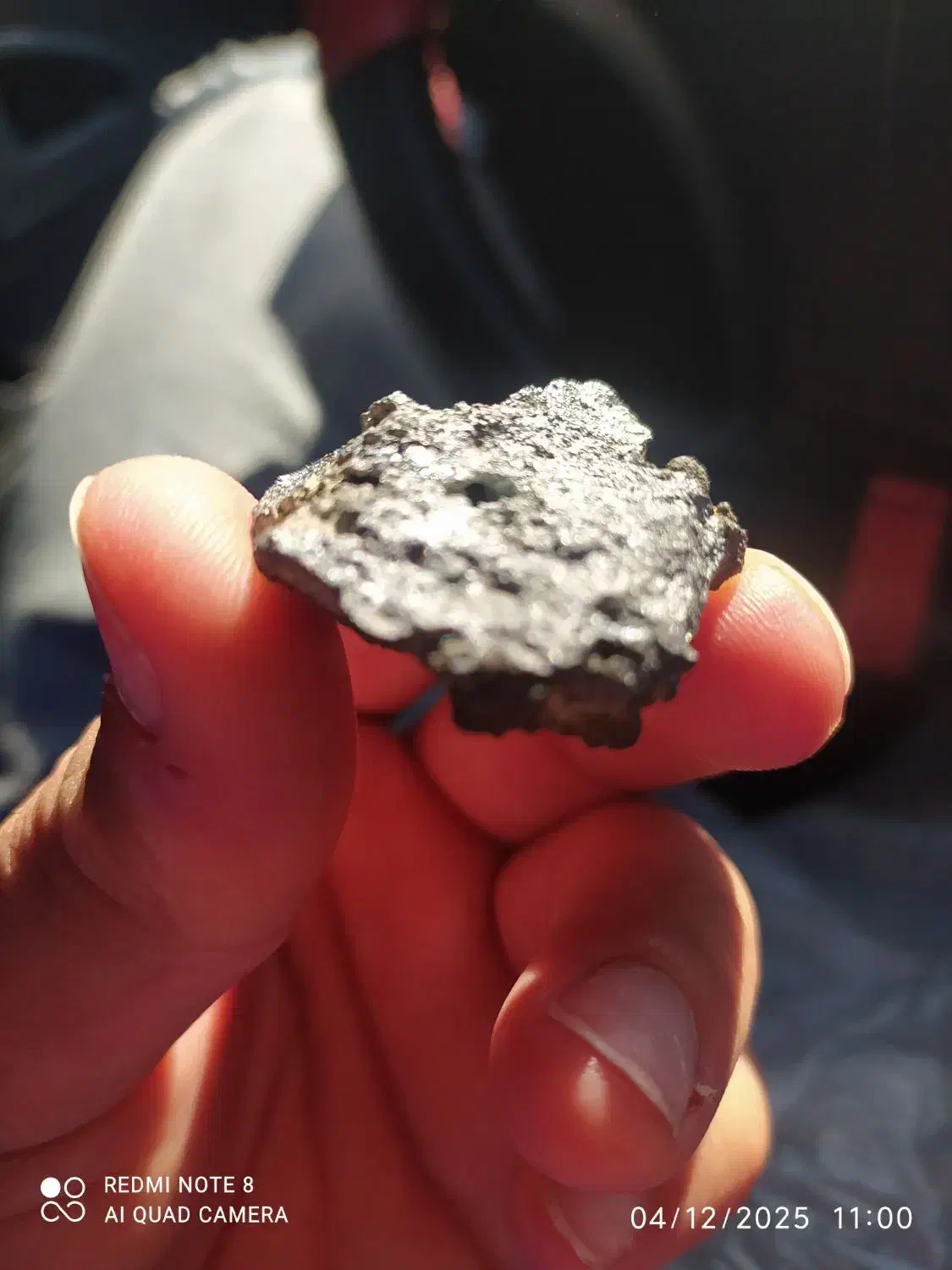 شهاب سنگ مریخی|جواهرات|ری, کارخانه سیمان|دیوار