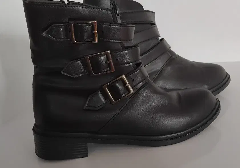 نیم پوت سایز ۳۷|کیف، کفش، کمربند|آذرشهر, |دیوار