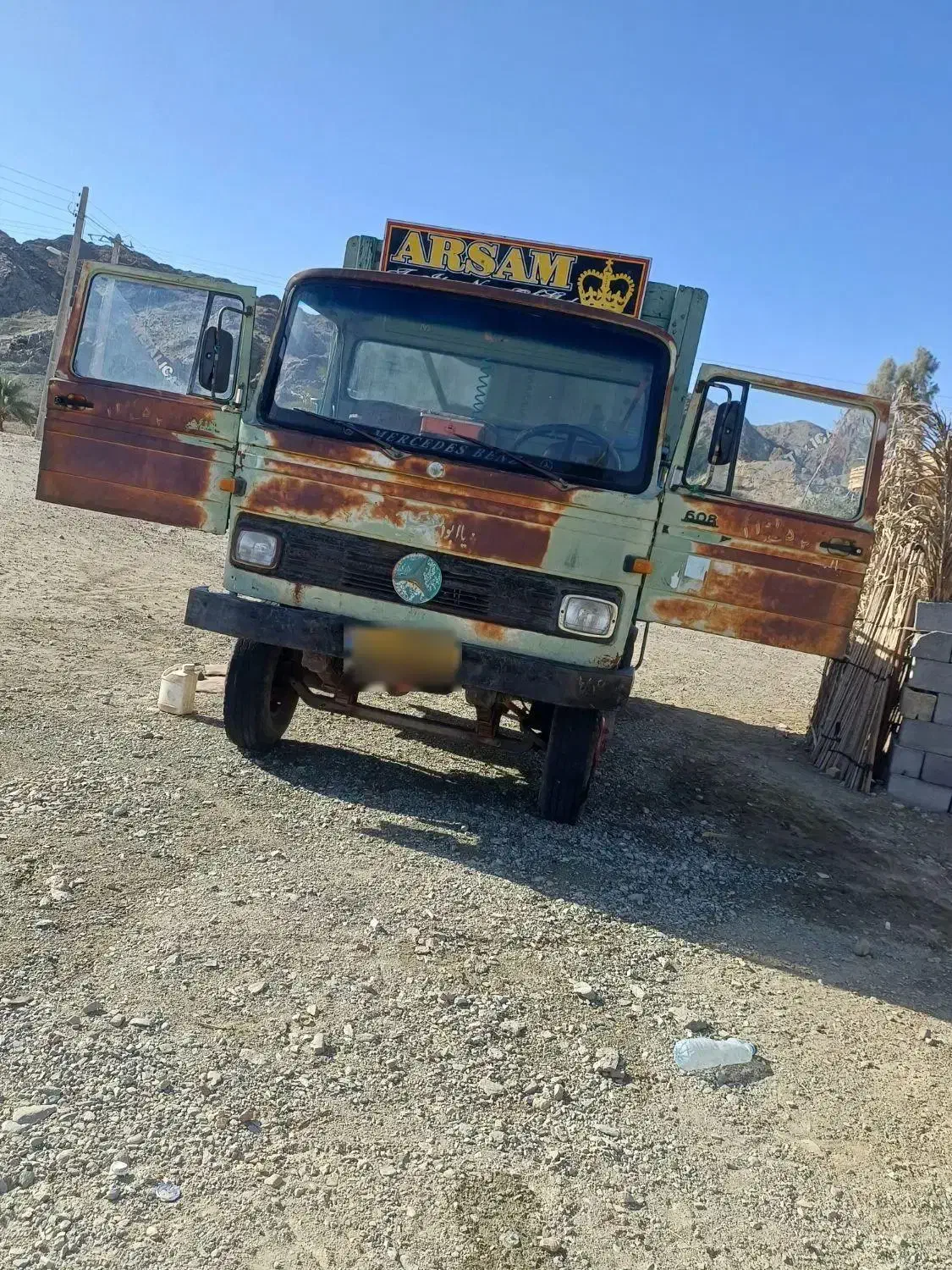 خاور ۶۰۸ ۷۵فابریک|خودرو سنگین|کرمان, |دیوار