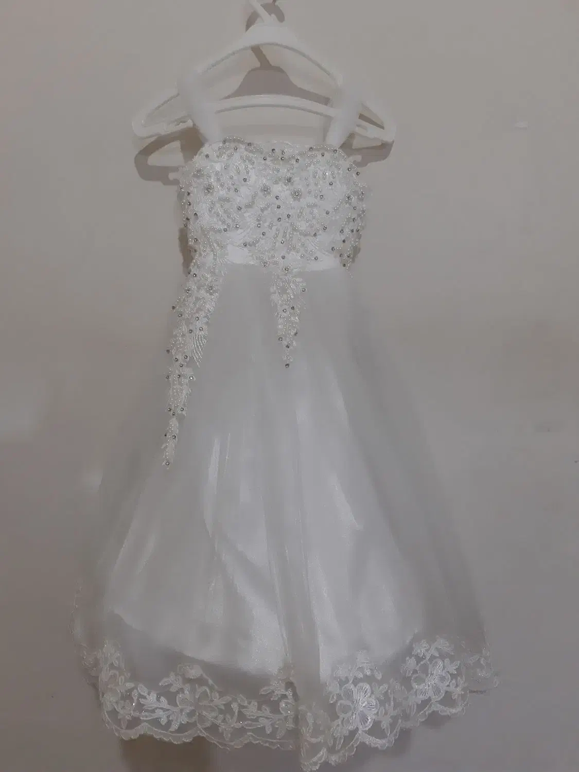 لباس عروس بچه گانه|لباس|شیراز, کوشک میدان|دیوار