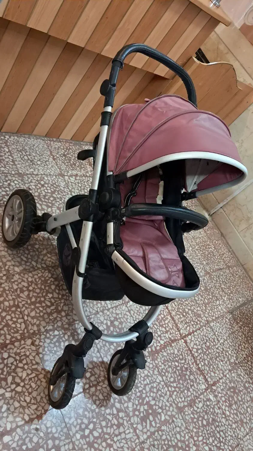 کالسکه و کریر چیکو|کالسکه و لوازم جانبی|شهرضا, |دیوار