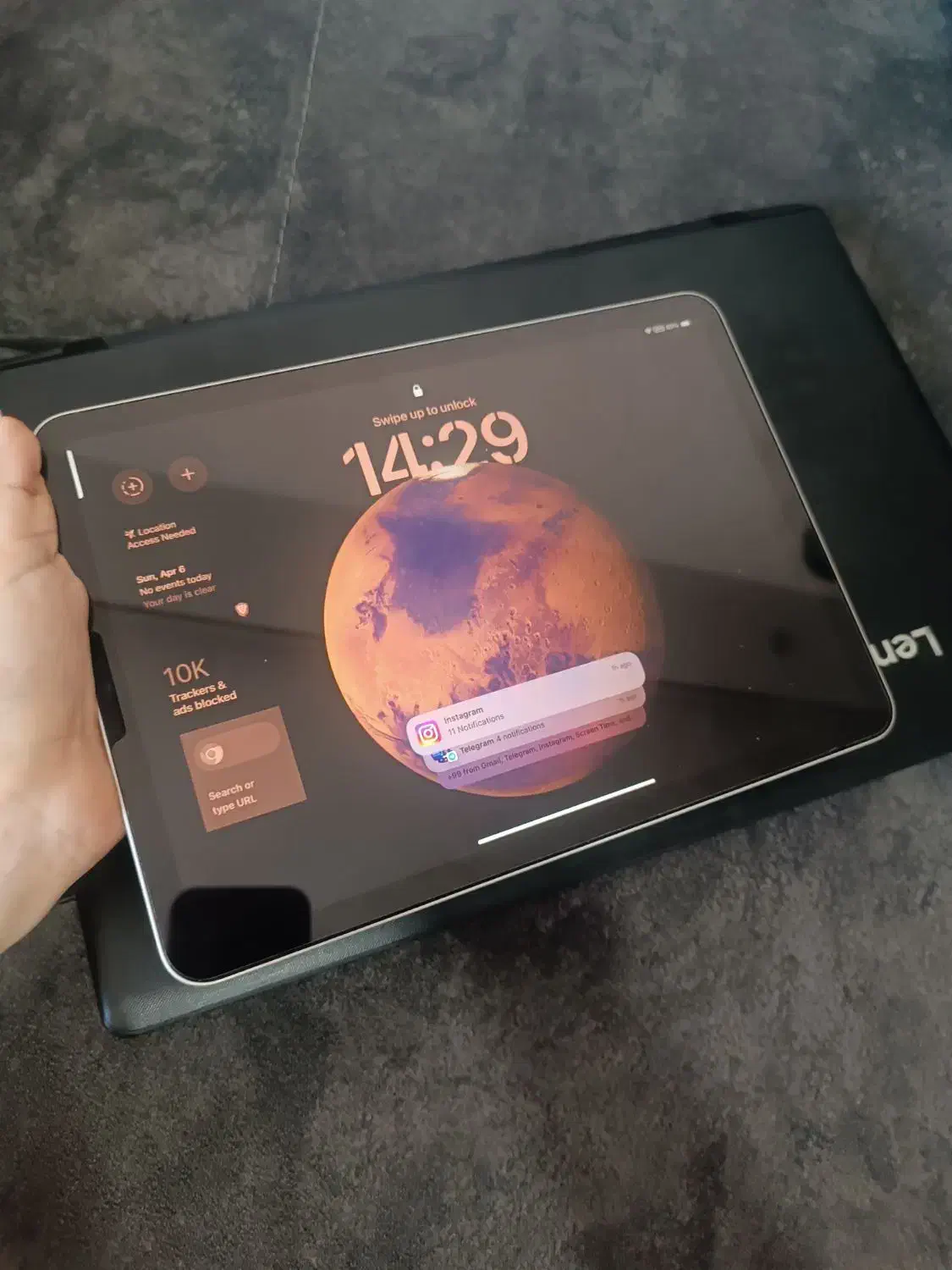 آیپد اپل مدل iPad Air 5th Wi-Fi ظرفیت 64 گیگابایت|تبلت|رشت, منظریه|دیوار